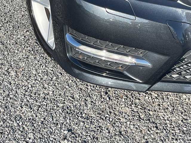 メルセデス・ベンツ Ｃ２００ ブルーエフィシェンシーW AVG 千葉県 2013(平25)年 7.2万km マグネタイトブラック ＡＭＧスポーツパッケージ　ナビ　バックカメラ　フルセグＴＶ　ＢＴ　ハーフレザー　メモリーパワーシート　ウッドパネル　パドルシフト　ルーフレール　ＡＭＧ１７インチアルミホイール　ＡＭＧフロアマット