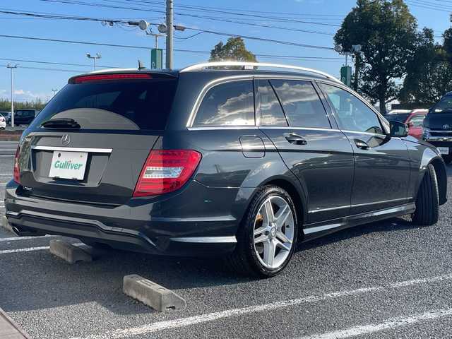 メルセデス・ベンツ Ｃ２００ ブルーエフィシェンシーW AVG 千葉県 2013(平25)年 7.2万km マグネタイトブラック ＡＭＧスポーツパッケージ　ナビ　バックカメラ　フルセグＴＶ　ＢＴ　ハーフレザー　メモリーパワーシート　ウッドパネル　パドルシフト　ルーフレール　ＡＭＧ１７インチアルミホイール　ＡＭＧフロアマット