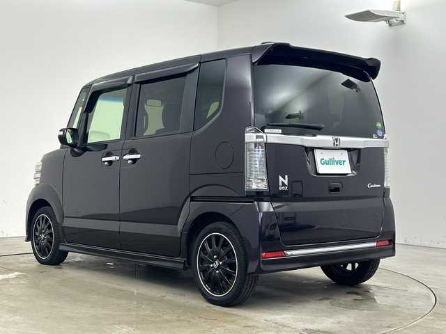 ホンダ Ｎ ＢＯＸ カスタム ターボ SSブラックSパッケージ 兵庫県 2017(平29)年 5万km パープル ・純正ナビ（フルセグ・BT・DVD）/・バックカメラ/・両側パワースライドドア/・シティブレーキアクティブシステム/・ビルトインETC/・パドルシフト/・ドライブレコーダ―/・ステアリングスイッチ/・クルーズコントロール/・スマートキー/・スペアキー/・プッシュスタート/・HIDヘッドライト/・フォグランプ/・オートライト/・ハーフレザー/・シートヒーター/・純正15インチアルミホイール/・純正フロアマット/・保証書/・取扱説明書