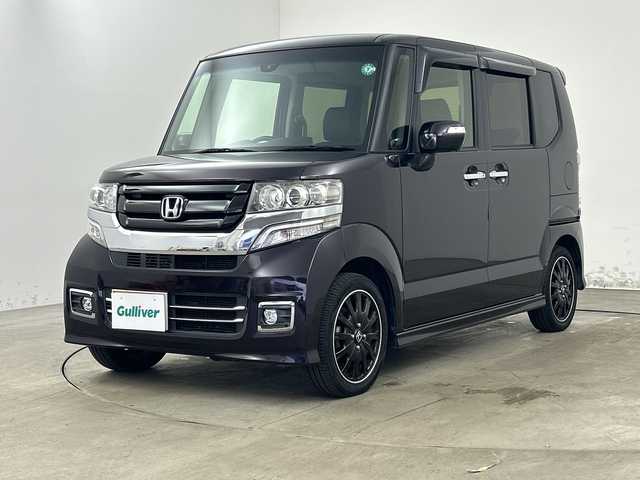 ホンダ Ｎ ＢＯＸ カスタム ターボ SSブラックSパッケージ 兵庫県 2017(平29)年 5万km パープル ・純正ナビ（フルセグ・BT・DVD）/・バックカメラ/・両側パワースライドドア/・シティブレーキアクティブシステム/・ビルトインETC/・パドルシフト/・ドライブレコーダ―/・ステアリングスイッチ/・クルーズコントロール/・スマートキー/・スペアキー/・プッシュスタート/・HIDヘッドライト/・フォグランプ/・オートライト/・ハーフレザー/・シートヒーター/・純正15インチアルミホイール/・純正フロアマット/・保証書/・取扱説明書