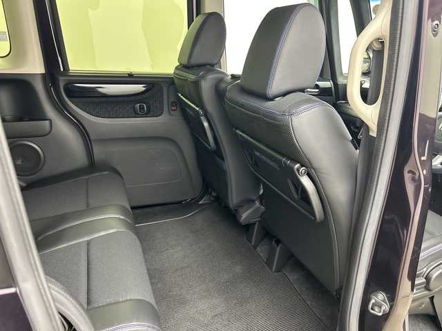 ホンダ Ｎ ＢＯＸ カスタム ターボ SSブラックSパッケージ 兵庫県 2017(平29)年 5万km パープル ・純正ナビ（フルセグ・BT・DVD）/・バックカメラ/・両側パワースライドドア/・シティブレーキアクティブシステム/・ビルトインETC/・パドルシフト/・ドライブレコーダ―/・ステアリングスイッチ/・クルーズコントロール/・スマートキー/・スペアキー/・プッシュスタート/・HIDヘッドライト/・フォグランプ/・オートライト/・ハーフレザー/・シートヒーター/・純正15インチアルミホイール/・純正フロアマット/・保証書/・取扱説明書