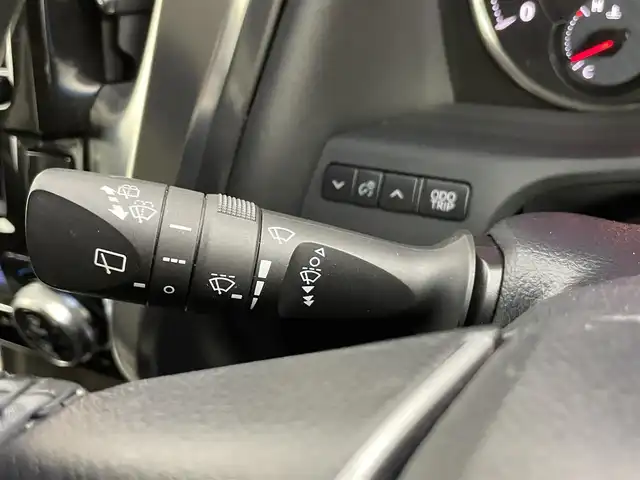 トヨタ アルファード S 千葉県 2015(平27)年 3.7万km ホワイトパールクリスタルシャイン 禁煙車/クリアランスソナー/クルーズコントロール/片側パワースライドドア/アルパイン１２.８型フリップダウンモニター/純正９型メモリナビ/・型番：NSZT-Y64T/・CD/DVD/Bluetooth/フルセグTV/・バックカメラ/・ビルトインETC/革巻きステアリング/・ステアリングスイッチ/MT付きAT/レザー風シートカバー/電子パーキング/・ブレーキホールド/社外フロアマット/純正１８インチAW/オートライト/・LEDヘッドライト/・フォグランプ