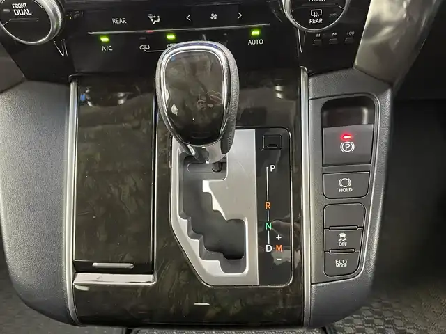 トヨタ アルファード S 千葉県 2015(平27)年 3.7万km ホワイトパールクリスタルシャイン 禁煙車/クリアランスソナー/クルーズコントロール/片側パワースライドドア/アルパイン１２.８型フリップダウンモニター/純正９型メモリナビ/・型番：NSZT-Y64T/・CD/DVD/Bluetooth/フルセグTV/・バックカメラ/・ビルトインETC/革巻きステアリング/・ステアリングスイッチ/MT付きAT/レザー風シートカバー/電子パーキング/・ブレーキホールド/社外フロアマット/純正１８インチAW/オートライト/・LEDヘッドライト/・フォグランプ