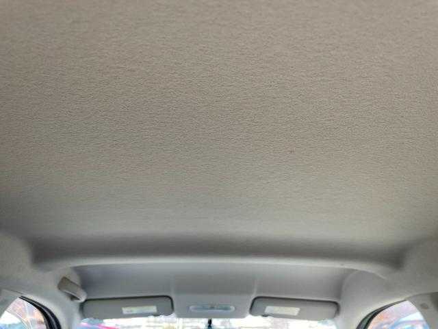 日産 マーチ 12G 山形県 2011(平23)年 9.6万km ブリリアントシルバー 純正オーディオ/　　【CD/AUX】/オートライト/14インチアルミホイール/電動格納ミラー/純正フロアマット/パワーステアリング/パワーウィンドウ/エンジンスタートボタン/スマートキー/ETC