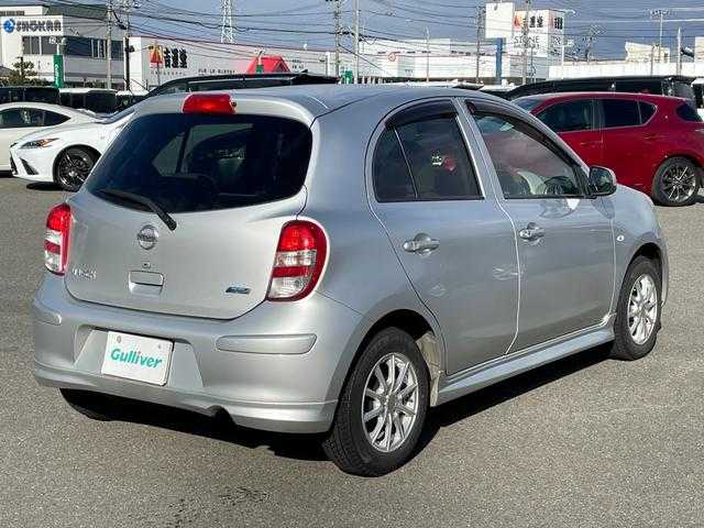 日産 マーチ 12G 山形県 2011(平23)年 9.6万km ブリリアントシルバー 純正オーディオ/　　【CD/AUX】/オートライト/14インチアルミホイール/電動格納ミラー/純正フロアマット/パワーステアリング/パワーウィンドウ/エンジンスタートボタン/スマートキー/ETC