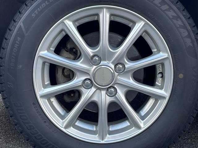 日産 マーチ 12G 山形県 2011(平23)年 9.6万km ブリリアントシルバー 純正オーディオ/　　【CD/AUX】/オートライト/14インチアルミホイール/電動格納ミラー/純正フロアマット/パワーステアリング/パワーウィンドウ/エンジンスタートボタン/スマートキー/ETC