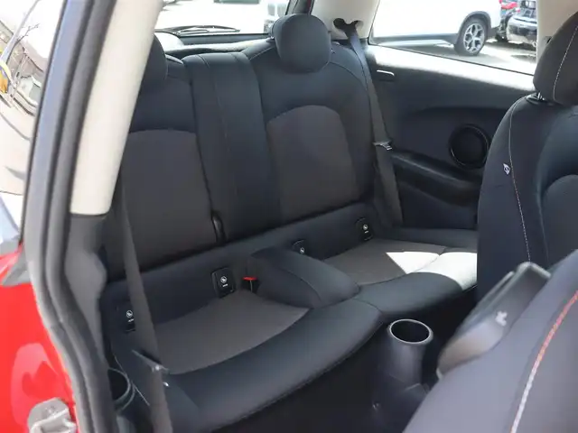 ＭＩＮＩ ミニ クーパー 長野県 2015(平27)年 3.9万km 赤 ・ペッパーＰＫＧ　/・純正ナビ　/・バックカメラ　/・純正１５ＡＷ　/・横滑り防止　/・ライト／ＭＩＮＩエキサイトメントＰＫＧ　/・ＭＩＮＩドライビングモード/・アイドリングストップ