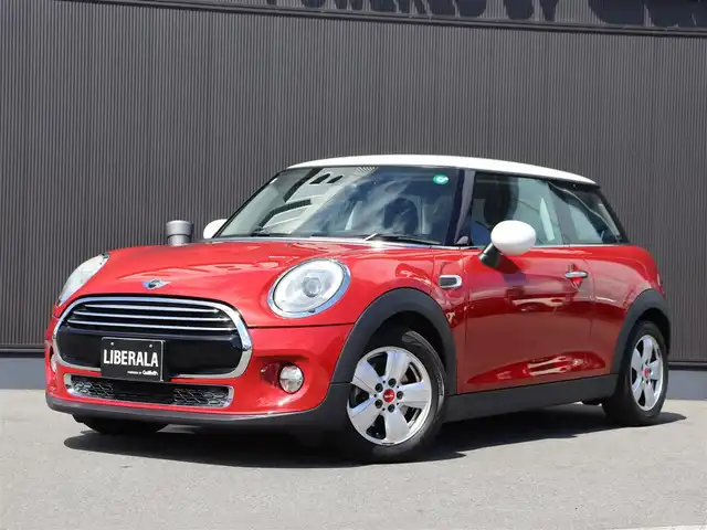 ＭＩＮＩ ミニ クーパー 長野県 2015(平27)年 3.9万km 赤 ・ペッパーＰＫＧ　/・純正ナビ　/・バックカメラ　/・純正１５ＡＷ　/・横滑り防止　/・ライト／ＭＩＮＩエキサイトメントＰＫＧ　/・ＭＩＮＩドライビングモード/・アイドリングストップ
