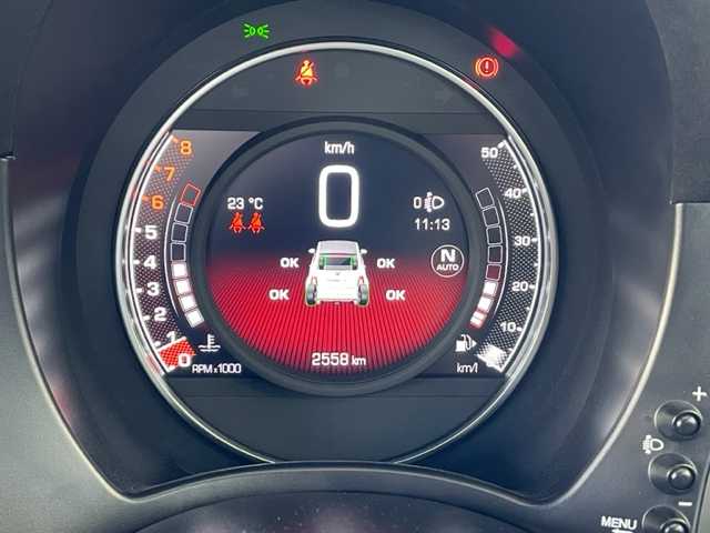 アバルト アバルト６９５Ｃ ツーリズモ 東京都 2024(令6)年 0.3万km 白 ワンオーナー/ターボ/コンバーチブル/レザーシート/純正ディスプレイオーディオ/・USB/Bluetooth/・Applecarplay/・AndroidAuto/Beats製プレミアムサウンドシステム/純正17インチAW/Bremboブレーキキャリパー/RecordMonzaマフラー/BMC製ハイパフォーマンスエアクリーナー/純正ドライブレコーダー/Sportモード/パドルシフト付き革巻きステアリング/オプションHIDヘッドライト/ETC2.0/キーレスエントリーキー×１/板キー×1/純正フロアマット/取扱説明書/オーディオ取扱説明書/新車時保証書