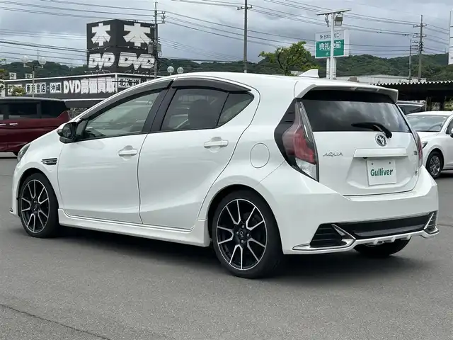 トヨタ アクア G G’s 岡山県 2016(平28)年 4.1万km ライムホワイトパールクリスタルシャイン 純正メモリーナビ/CD/DVD/Bluetooth/フルセグTV/バックカメラ/トヨタセーフティセンス/レーンキープアシスト/プリクラッシュセーフティ/ハイビームアシスト/クルーズコントロール　/横滑り防止装置　/LEDオートライト　/ハーフレザースポーツシート/シートヒーター/ETC　/カーテンエアバック　/スマートキー×2