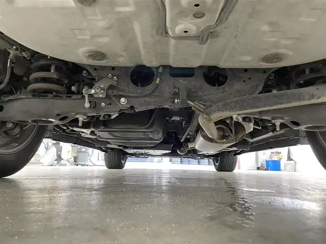 トヨタ ハリアー 滋賀県 2019(令1)年 5.9万km ブラック 禁煙車/純正９インチナビ/・Bluetooth/・フルセグテレビ/・USB/・HDMI/・SDカード/フルモデリスタエアロ /追従機能付クルーズコントロール/レーンキープアシスト/ドライブレコーダー/ビルトインETC/前後コーナーセンサー/電動パーキングブレーキ/電動リアゲート/自動防眩ミラー/衝突軽減ブレーキ/ブレーキホールド/スマートキー