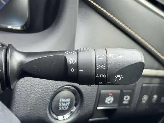 トヨタ ハリアー 滋賀県 2019(令1)年 5.9万km ブラック 禁煙車/純正９インチナビ/・Bluetooth/・フルセグテレビ/・USB/・HDMI/・SDカード/フルモデリスタエアロ /追従機能付クルーズコントロール/レーンキープアシスト/ドライブレコーダー/ビルトインETC/前後コーナーセンサー/電動パーキングブレーキ/電動リアゲート/自動防眩ミラー/衝突軽減ブレーキ/ブレーキホールド/スマートキー