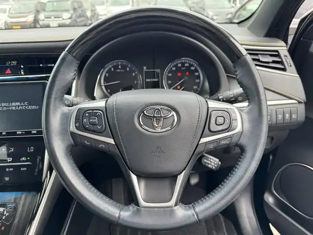 トヨタ ハリアー 滋賀県 2019(令1)年 5.9万km ブラック 禁煙車/純正９インチナビ/・Bluetooth/・フルセグテレビ/・USB/・HDMI/・SDカード/フルモデリスタエアロ /追従機能付クルーズコントロール/レーンキープアシスト/ドライブレコーダー/ビルトインETC/前後コーナーセンサー/電動パーキングブレーキ/電動リアゲート/自動防眩ミラー/衝突軽減ブレーキ/ブレーキホールド/スマートキー