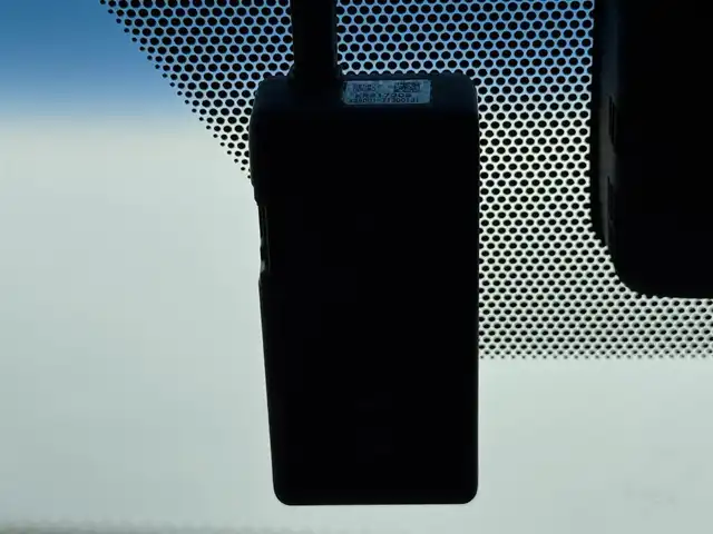 トヨタ ハリアー 滋賀県 2019(令1)年 5.9万km ブラック 禁煙車/純正９インチナビ/・Bluetooth/・フルセグテレビ/・USB/・HDMI/・SDカード/フルモデリスタエアロ /追従機能付クルーズコントロール/レーンキープアシスト/ドライブレコーダー/ビルトインETC/前後コーナーセンサー/電動パーキングブレーキ/電動リアゲート/自動防眩ミラー/衝突軽減ブレーキ/ブレーキホールド/スマートキー