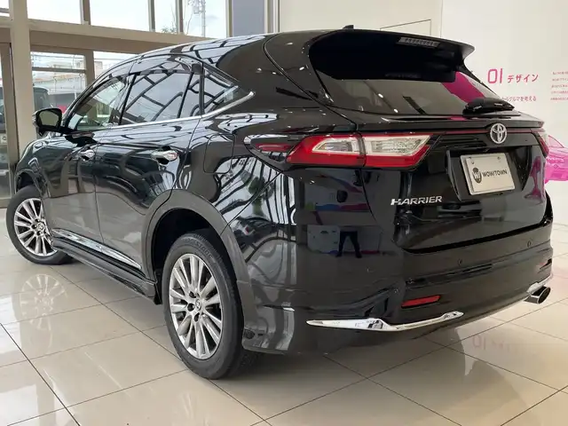 トヨタ ハリアー プレミアム 埼玉県 2019(令1)年 5.9万km ブラック セーフティセンス/純正９インチナビ/ Bluetooth/フルセグ/USB/HDMI/フルモデリスタエアロ /追従機能付クルーズコントロール/レーンキープアシスト/ドライブレコーダー/ビルトインETC/前後コーナーセンサー/電動パーキングブレーキ/電動リアゲート/自動防眩ミラー/衝突軽減ブレーキ/ブレーキホールド/スマートキー/禁煙車