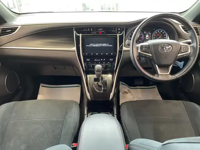 トヨタ ハリアー プレミアム 埼玉県 2019(令1)年 5.9万km ブラック セーフティセンス/純正９インチナビ/ Bluetooth/フルセグ/USB/HDMI/フルモデリスタエアロ /追従機能付クルーズコントロール/レーンキープアシスト/ドライブレコーダー/ビルトインETC/前後コーナーセンサー/電動パーキングブレーキ/電動リアゲート/自動防眩ミラー/衝突軽減ブレーキ/ブレーキホールド/スマートキー/禁煙車