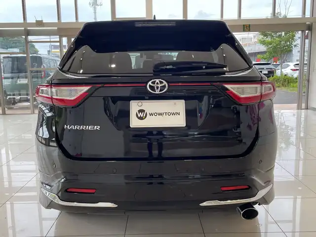 トヨタ ハリアー プレミアム 埼玉県 2019(令1)年 5.9万km ブラック セーフティセンス/純正９インチナビ/ Bluetooth/フルセグ/USB/HDMI/フルモデリスタエアロ /追従機能付クルーズコントロール/レーンキープアシスト/ドライブレコーダー/ビルトインETC/前後コーナーセンサー/電動パーキングブレーキ/電動リアゲート/自動防眩ミラー/衝突軽減ブレーキ/ブレーキホールド/スマートキー/禁煙車