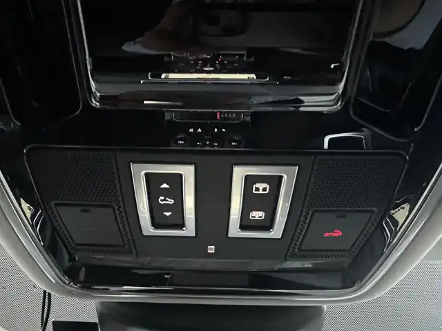 ランドローバー レンジローバーヴェラール SE 180PS 茨城県 2018(平30)年 7.9万km 白 純正ナビ/（AM.FM.BT）/フルセグTV/360°カメラ/ETC/ドラレコ/コンビニエンスパック/ドライブプロパック/HUD/パノラマSR/ACC/LKA/BSM/D/N席Pシート/D/N席シートH/パワーバックドア/スマートキー/プッシュスタート
