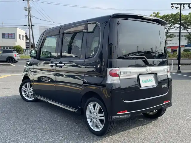 ダイハツ タント カスタム RS 鳥取県 2010(平22)年 6.6万km ブラックマイカ ４ＷＤ・ターボ車/ワンオーナー/純正ＤＰオーディオ／ＤＶＤ／ＣＤ／ＢＴ／ＵＳＢ/キセノンライト/純正フォグランプ/片側パワースライドドア/純正１５インチアルミホイール/スマートキー/ウィンカーミラー/スタットレスセット積込/（タイヤ残り溝　６部山）/フロアマット/ドアバイザー