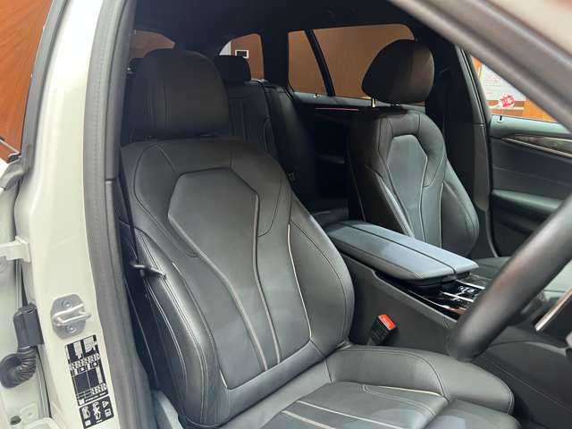 ＢＭＷ ＢＭＷ ５２３ｄ ツーリングxDrive Mスポーツ 千葉県 2023(令5)年 4.1万km アルピンホワイト ハイラインＰＫＧ　/黒革シート　/ＡＣＣ　/ナビ　/ＴＶ　/Ｂｌｕｅｔｏｏｔｈ接続　/Ｂカメラ　/ＨＵＤ　/シートヒーター　/電動リアゲート　/パーキングアシスタント　/オートハイビーム　/衝突軽減Ｂ　/ＢＳＭ　/ＬＫＡ　/ＥＴＣ