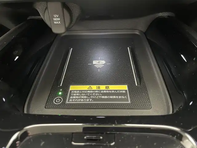 ホンダ ヴェゼル ハイブリッド e:HEV Z 愛知県 2025(令7)年 0.1千km クリスタルブラックパール 登録済未使用車/純正9型ナビ/Bluetooth/フルセグTV/ETC2.0/バックカメラ/BSM/パワーバックドア/ステアリングヒーター/前席シートヒーター/ワイヤレス充電/LEDヘッドライト/追従クルーズコントロール/禁煙車/ホンダセンシング/後退出庫サポート/e:HEV Z　3VC4AZ　Honda CONNECTディスプレー+ETC2.0車載器+ワイヤレス充電器(220/000)