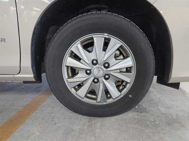 日産 セレナ e－パワー XV 宮崎県 2018(平30)年 6.1万km カシミヤグレージュ 2トーン 法人ワンオーナー/純正9型ナビ/　(Bluetooth/DVD/Blu-ray)/両側パワースライドドア/インテリジェントアラウンドビューモニター/ビルトインETC/純正11型後席専用モニター/インテリジェントクルーズコントロール/ソナー機能/セーフティパックB/・プロパイロット/・車線逸脱防止支援システム/・インテリジェントルームミラー/・踏み間違い衝突防止アシスト/・インテリジェントパーキングアシスト/・標識検知機能/・ふらつき警報/オートライト/本革巻きステアリング/ブラウン合皮コンビシート/2列目キャプテンシート/純正15インチアルミホイール/インテリジェントキー/プッシュパワースターター/禁煙車