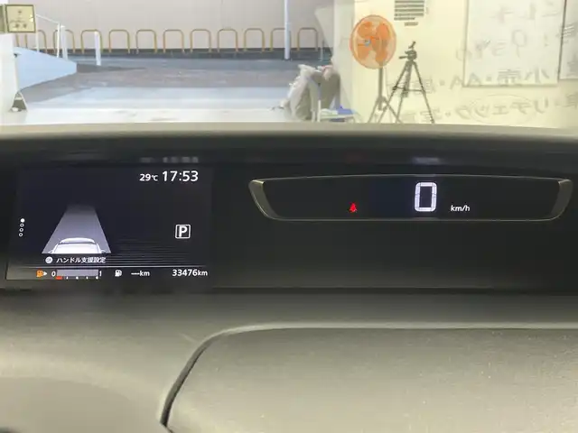 日産 セレナ ハイウェイスター プロパイロットED 大阪府 2017(平29)年 3.4万km ブリリアントホワイトパール 2トーン プロパイロット/エマージェンシーブレーキ/フリップダウンモニター/純正メモリナビ/　　CD/DVD/Bt/フルセグTV/バックカメラ/クルーズコントロール/両側パワースライドドア/LEDオートライト/フォグランプ/純正16インチアルミホイール/車線逸脱警報/車線逸脱防止支援システム/踏み間違い衝突防止アシスト/オートブレーキホールド/フロントバックソナー/アイドリングストップ/スマートキー/ビルトインETC