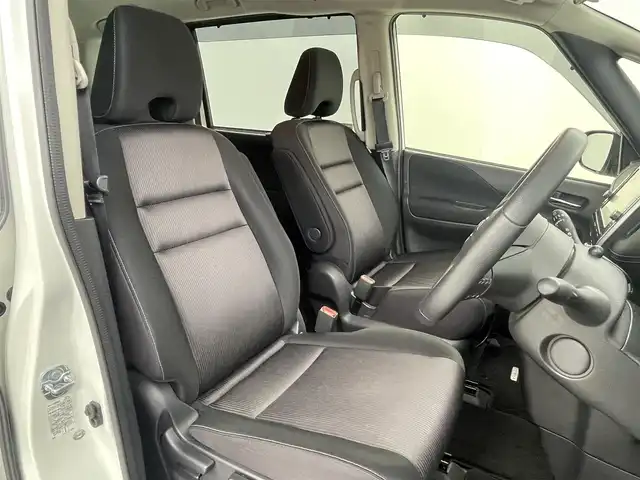 日産 セレナ ハイウェイスター プロパイロットED 大阪府 2017(平29)年 3.4万km ブリリアントホワイトパール 2トーン プロパイロット/エマージェンシーブレーキ/フリップダウンモニター/純正メモリナビ/　　CD/DVD/Bt/フルセグTV/バックカメラ/クルーズコントロール/両側パワースライドドア/LEDオートライト/フォグランプ/純正16インチアルミホイール/車線逸脱警報/車線逸脱防止支援システム/踏み間違い衝突防止アシスト/オートブレーキホールド/フロントバックソナー/アイドリングストップ/スマートキー/ビルトインETC