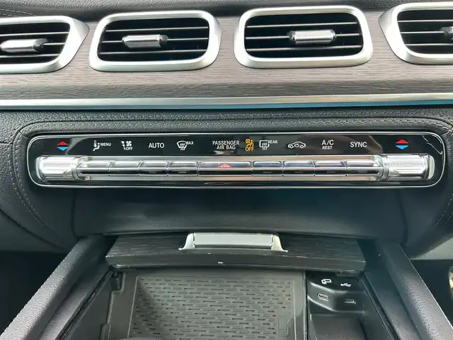 メルセデス・ベンツ ＧＬＳ４００ｄ 石川県 2020(令2)年 4.6万km ダイヤモンドホワイト サンルーフ /黒革 /シートベンチレーション /マッサージシート /Burmesterサウンド /後席用モニター /衝突軽減ブレーキ /アダプティブクルーズコントロール /ブラインドスポットモニター /純正ナビ /AppleCarPlay /360カメラ