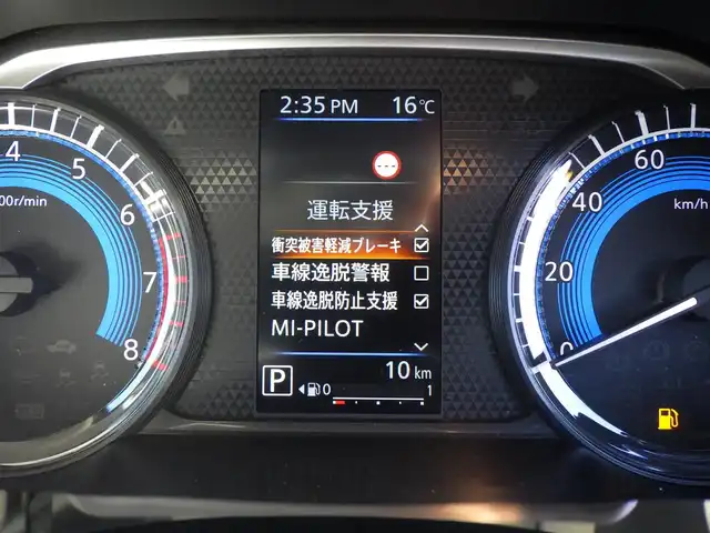 三菱 デリカミニ T プレミアム 千葉県 2025(令7)年 0.1千km 緑Ⅱ T　PREMIUM　9型ディスプレイオーディオ（121/330）　サイドデカール（33440）/e-Assist/・衝突被害軽減ブレーキシステム（FCM）/・車線逸脱警報システム（LDW）/・誤発進抑制機能（前進＆後退時）（UMS）/・レーダークルーズコントロールシステム（ACC）/・オートマチックハイビーム[AHB]/マイパイロット/デジタルインナーミラー/ハンズフリー両側パワースライドドア/ハーフレザーシート/前席シートヒーター/ディスプレイオーディオ/【Bluetooth接続】/【Apple CarPlay　Android Auto対応】/マルチアラウンドモニター/革巻きステアリング/ステアリングヒーター/ステアリングスイッチ/LEDヘッドライト/フォグライト/純正15インチアルミホイル/サイド/カーテンエアバッグ/キーレスオペレーションシステム