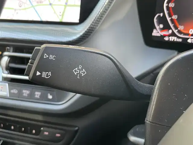 ＢＭＷ ＢＭＷ １１８ｄ プレイ エディションジョイ+ 静岡県 2021(令3)年 2.2万km アルピンホワイトⅢ ドライバーアシスタンス　/ＡＣＣ　/ＰＤＣ　/本革シート　/ＰＷシート　/シートヒーター　 /PWリアゲート /iDriveナビ/Ｂカメラ  /OP17インチAW /純正前後ドラレコ  /LEDヘッドライト/オートハイビーム/スペアキー/保証書/取説