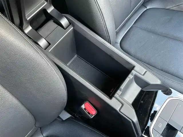 ＢＭＷ ＢＭＷ １１８ｄ プレイ エディションジョイ+ 静岡県 2021(令3)年 2.2万km アルピンホワイトⅢ ドライバーアシスタンス　/ＡＣＣ　/ＰＤＣ　/本革シート　/ＰＷシート　/シートヒーター　 /PWリアゲート /iDriveナビ/Ｂカメラ  /OP17インチAW /純正前後ドラレコ  /LEDヘッドライト/オートハイビーム/スペアキー/保証書/取説