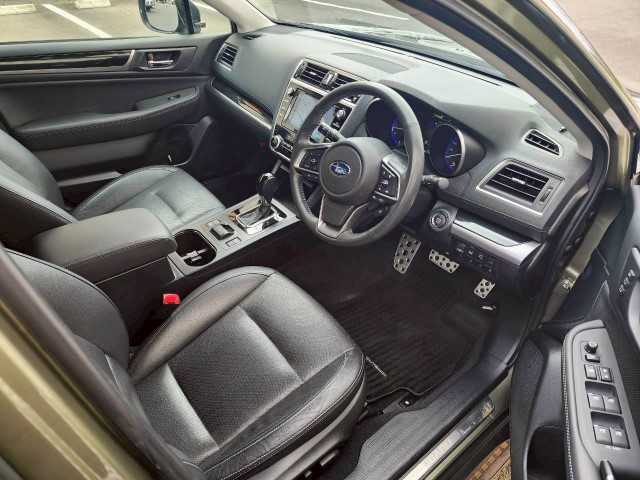 スバル アウトバック リミテッド 岩手県 2017(平29)年 8.4万km ワイルドネスグリーンM ダイアトーン純正ナビ/フルセグ/シートメモリー/電動格納ミラー/BSM/SRH/RAB/ステアリングリモコン/ステアリングヒーター/前後ドラレコ/X-MODE/パドルシフト/F/Rフォグライト/ヒルスタートアシスト