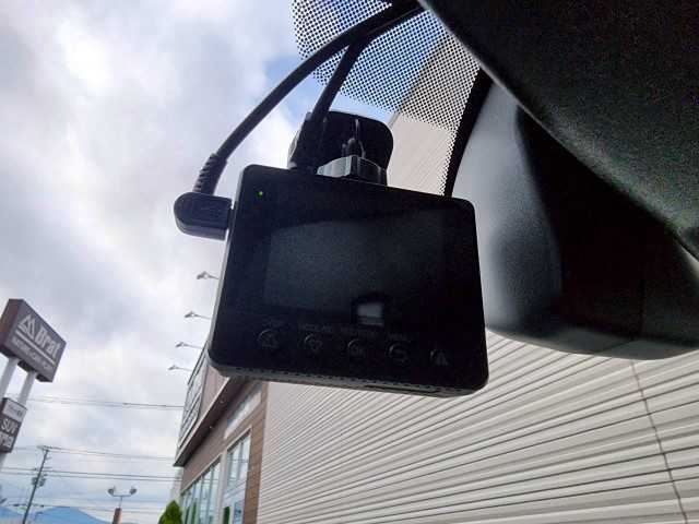 スバル アウトバック リミテッド 岩手県 2017(平29)年 8.4万km ワイルドネスグリーンM ダイアトーン純正ナビ/フルセグ/シートメモリー/電動格納ミラー/BSM/SRH/RAB/ステアリングリモコン/ステアリングヒーター/前後ドラレコ/X-MODE/パドルシフト/F/Rフォグライト/ヒルスタートアシスト