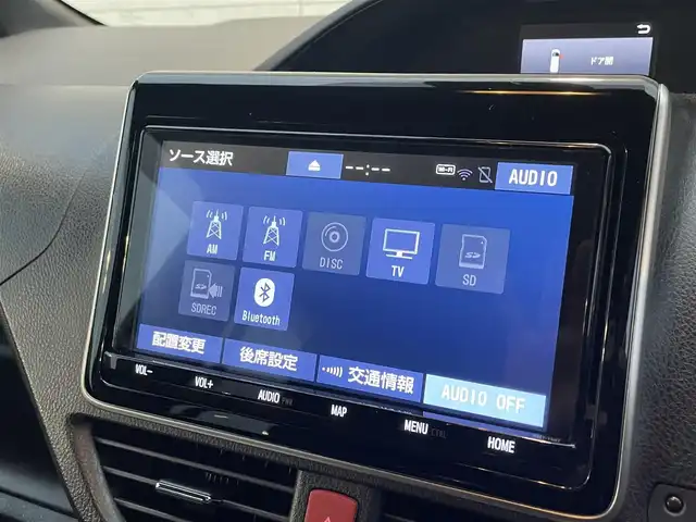 トヨタ ノア Si ダブルバイビーⅡ 福岡県 2019(令1)年 3.5万km ブラック 純正９型ＳＤナビ（フルセグＴＶ／ＣＤ／ＤＶＤ／ＢＴ）トヨタセーフティー純正フリップダウンモニター両側パワスラクルーズコントロールUSBポート純正LEDヘッドライトオートライト純正フロアマット純正16インチアルミホイールETCプッシュスタート