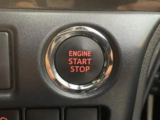 トヨタ ノア Si ダブルバイビーⅡ 福岡県 2019(令1)年 3.5万km ブラック 純正９型ＳＤナビ（フルセグＴＶ／ＣＤ／ＤＶＤ／ＢＴ）トヨタセーフティー純正フリップダウンモニター両側パワスラクルーズコントロールUSBポート純正LEDヘッドライトオートライト純正フロアマット純正16インチアルミホイールETCプッシュスタート