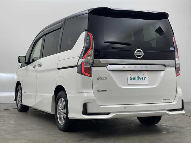 日産 セレナ ハイウェイスター V 秋田県 2020(令2)年 5.2万km マルーンレッド 2トーン ４WD/純正ナビ(Bluetooth/CD/DVD)/全方位カメラ/ステアリングヒーター/クルーズコントロール/アイドリングストップ/衝突被害軽減システム/両側パワースライドドア/純正AW/前後コーナーセンサー/サンシェード/ミュージックプレイヤー接続/LEDヘッドライト/スマートキー/スペアキー