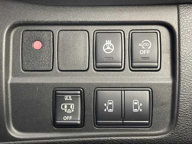 日産 セレナ ハイウェイスター V 秋田県 2020(令2)年 5.2万km マルーンレッド 2トーン ４WD/純正ナビ(Bluetooth/CD/DVD)/全方位カメラ/ステアリングヒーター/クルーズコントロール/アイドリングストップ/衝突被害軽減システム/両側パワースライドドア/純正AW/前後コーナーセンサー/サンシェード/ミュージックプレイヤー接続/LEDヘッドライト/スマートキー/スペアキー