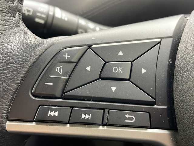 日産 セレナ ハイウェイスター V 秋田県 2020(令2)年 5.2万km マルーンレッド 2トーン ４WD/純正ナビ(Bluetooth/CD/DVD)/全方位カメラ/ステアリングヒーター/クルーズコントロール/アイドリングストップ/衝突被害軽減システム/両側パワースライドドア/純正AW/前後コーナーセンサー/サンシェード/ミュージックプレイヤー接続/LEDヘッドライト/スマートキー/スペアキー