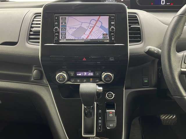 日産 セレナ ハイウェイスター V 秋田県 2020(令2)年 5.2万km マルーンレッド 2トーン ４WD/純正ナビ(Bluetooth/CD/DVD)/全方位カメラ/ステアリングヒーター/クルーズコントロール/アイドリングストップ/衝突被害軽減システム/両側パワースライドドア/純正AW/前後コーナーセンサー/サンシェード/ミュージックプレイヤー接続/LEDヘッドライト/スマートキー/スペアキー