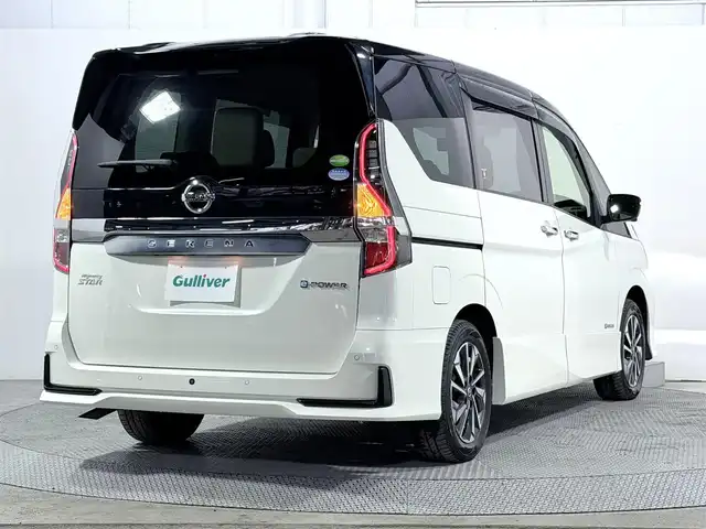 日産 セレナ e－パワー ハイウェイスター V 大阪府 2020(令2)年 3.8万km ブリリアントホワイトパール 2トーン ProPILOT 純正10incナビTV 360カメラ フリップダウンモニター デジタルインナーミラー レーダークルコン 衝突軽減ブレーキ レーンアシスト 両側パワースライドドア クリアランスソナー ドライブレコーダー ETC