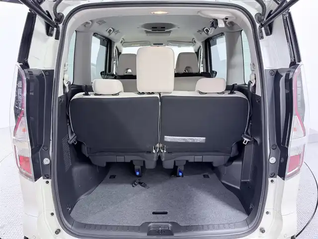 日産 セレナ e－パワー ハイウェイスター V 大阪府 2020(令2)年 3.8万km ブリリアントホワイトパール 2トーン ProPILOT 純正10incナビTV 360カメラ フリップダウンモニター デジタルインナーミラー レーダークルコン 衝突軽減ブレーキ レーンアシスト 両側パワースライドドア クリアランスソナー ドライブレコーダー ETC