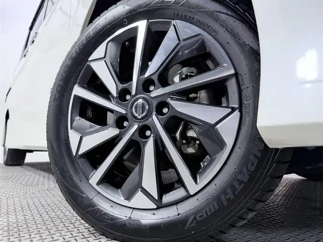 日産 セレナ e－パワー ハイウェイスター V 大阪府 2020(令2)年 3.8万km ブリリアントホワイトパール 2トーン ProPILOT 純正10incナビTV 360カメラ フリップダウンモニター デジタルインナーミラー レーダークルコン 衝突軽減ブレーキ レーンアシスト 両側パワースライドドア クリアランスソナー ドライブレコーダー ETC