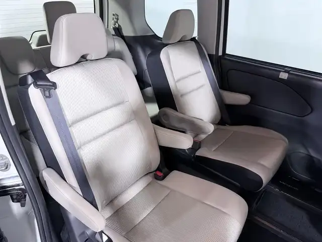 日産 セレナ e－パワー ハイウェイスター V 大阪府 2020(令2)年 3.8万km ブリリアントホワイトパール 2トーン ProPILOT 純正10incナビTV 360カメラ フリップダウンモニター デジタルインナーミラー レーダークルコン 衝突軽減ブレーキ レーンアシスト 両側パワースライドドア クリアランスソナー ドライブレコーダー ETC