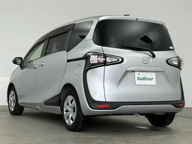 トヨタ シエンタ X 愛知県 2021(令3)年 2.9万km シルバーマイカM トヨタセーフティセンス/　・プリクラッシュセーフティ/　・レーンキープアシスト/片側パワースライドドア/純正ナビ/　（BT/フルセグTV/CD）/ビルトインETC/前方ドラレコ/バックカメラ/オートライト/オートハイビーム