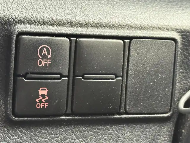 トヨタ シエンタ X 愛知県 2021(令3)年 2.9万km シルバーマイカM トヨタセーフティセンス/　・プリクラッシュセーフティ/　・レーンキープアシスト/片側パワースライドドア/純正ナビ/　（BT/フルセグTV/CD）/ビルトインETC/前方ドラレコ/バックカメラ/オートライト/オートハイビーム