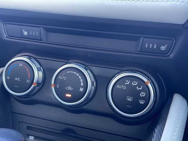 マツダ デミオ XD ツーリング Lパッケージ 福島県 2017(平29)年 4.4万km ジェットブラックマイカ 4WD 純正ナビ フルセグTV Bluetooth バックカメラ 衝突軽減ブレーキ オートクルーズ シートヒーター LEDヘッドライト パドルシフト ハーフレザーシート 横滑り防止 スマートキー