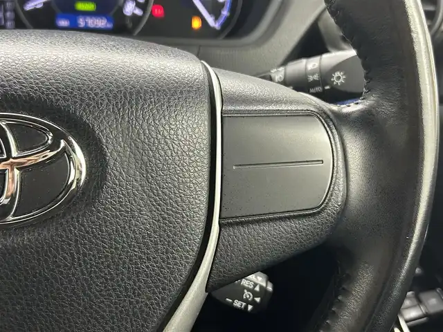 トヨタ ヴォクシー ハイブリッド ZS 煌Ⅱ 熊本県 2020(令2)年 5.7万km ブラック 禁煙車　/純正９インチナビ（ＣＤ・ＤＶＤ・フルセグ・ＢＴ・ＳＤ・ＵＳＢ・HDMI）/バックカメラ　/社外前後ドライブレコーダー　/純正フリップダウンモニター/ビルトインＥＴＣ２．０　/両側パワースライドドア　/クルーズコントロール/衝突軽減ブレーキ/横滑り防止/アイドリングストップ/前席シートヒーター/純正フロアマット/純正16インチAW/オートライト/オートマチックハイビーム/LEDヘッドライト/フォグライト/スマートキー/プッシュスタート/スペアキー1本