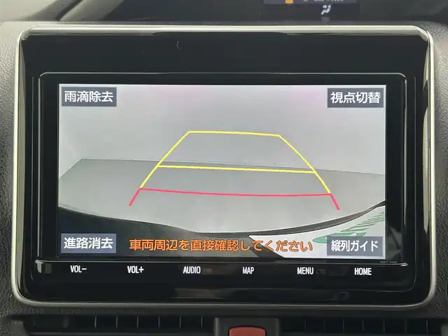 トヨタ ヴォクシー ハイブリッド ZS 煌Ⅱ 熊本県 2020(令2)年 5.7万km ブラック 禁煙車　/純正９インチナビ（ＣＤ・ＤＶＤ・フルセグ・ＢＴ・ＳＤ・ＵＳＢ・HDMI）/バックカメラ　/社外前後ドライブレコーダー　/純正フリップダウンモニター/ビルトインＥＴＣ２．０　/両側パワースライドドア　/クルーズコントロール/衝突軽減ブレーキ/横滑り防止/アイドリングストップ/前席シートヒーター/純正フロアマット/純正16インチAW/オートライト/オートマチックハイビーム/LEDヘッドライト/フォグライト/スマートキー/プッシュスタート/スペアキー1本