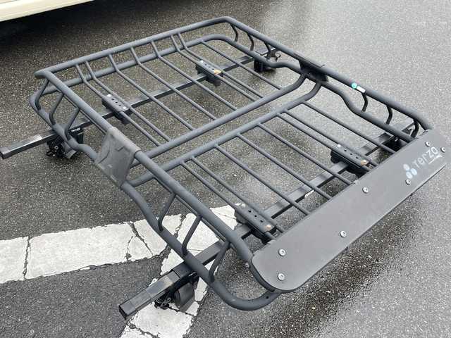 スズキ スペーシア ギア HYBRID XZターボ 長野県 2022(令4)年 1.5万km デニムブルー ガンメタリック 2トーン 禁煙車/4WD/ターボ/純正ナビ//CD/DVD/Bluetooth/フルセグTV/USB入力端子/両側パワースライドドア/前席シートヒーター/純正ビルトインETC/ルーフレール/純正AW14インチ/純正フロアマット/アイドリングストップ/レーダークルーズコントロール/衝突被害軽減システム/横滑り防止装置/レーンキープアシスト/フォグランプ/LEDヘッドライト/オートマチックハイビーム/コーナーセンサー後ろのみ/プッシュスタート/スマートキー/スペアキー